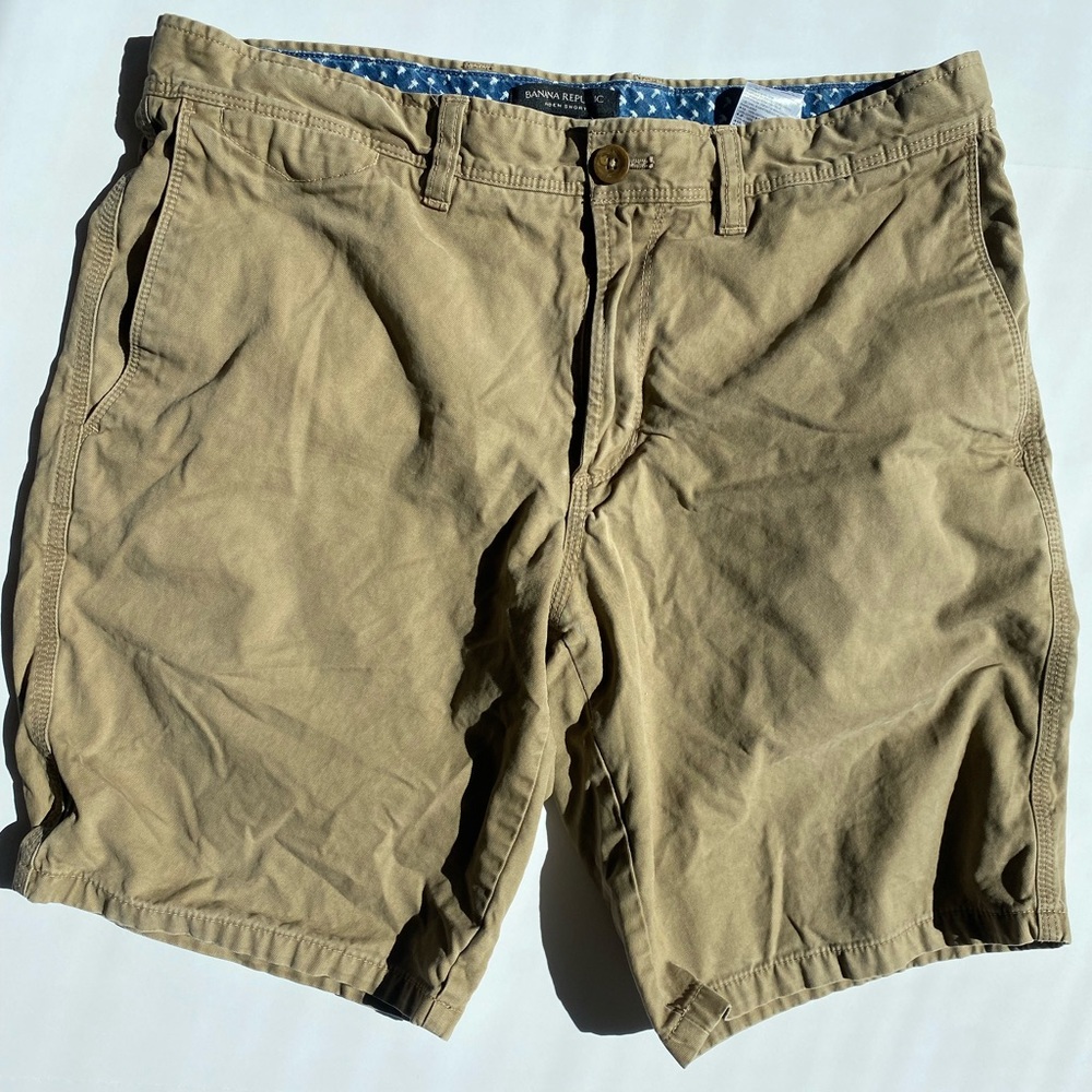 32 Banana Republic Shorts